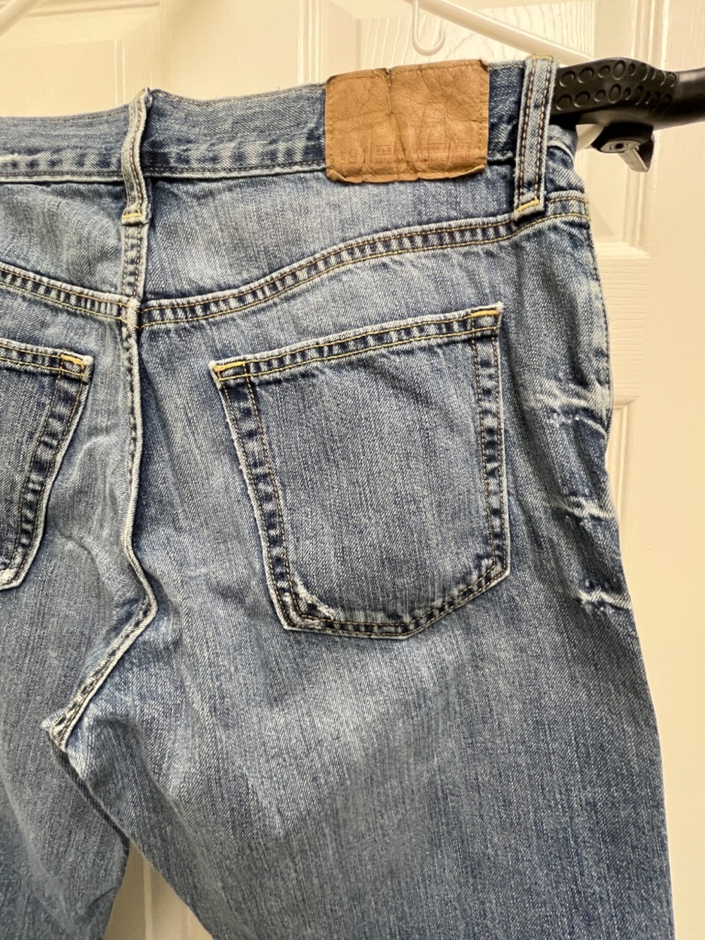 Unisex Old Navy Distressed Bootcut 30W x 30L - Picture 11 of 16